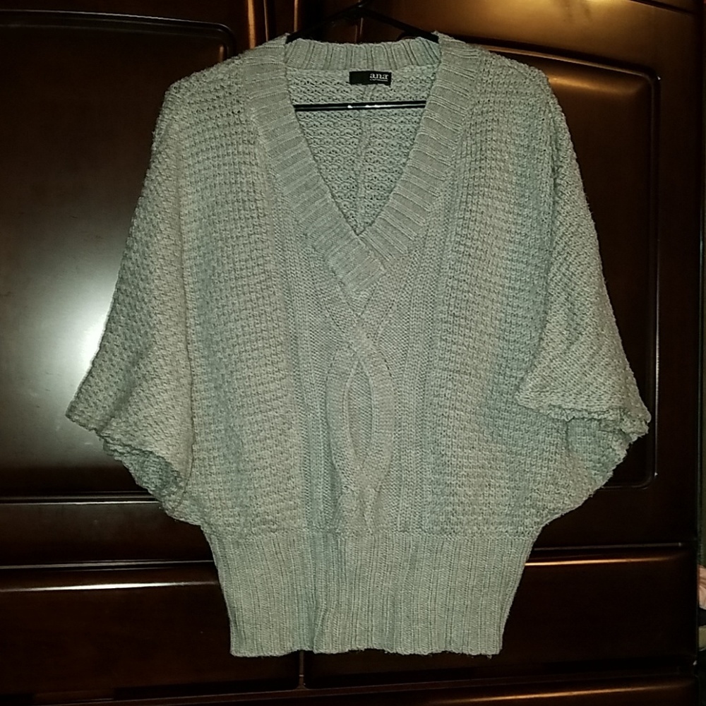 A.N.A Gray Sweater Size Medium